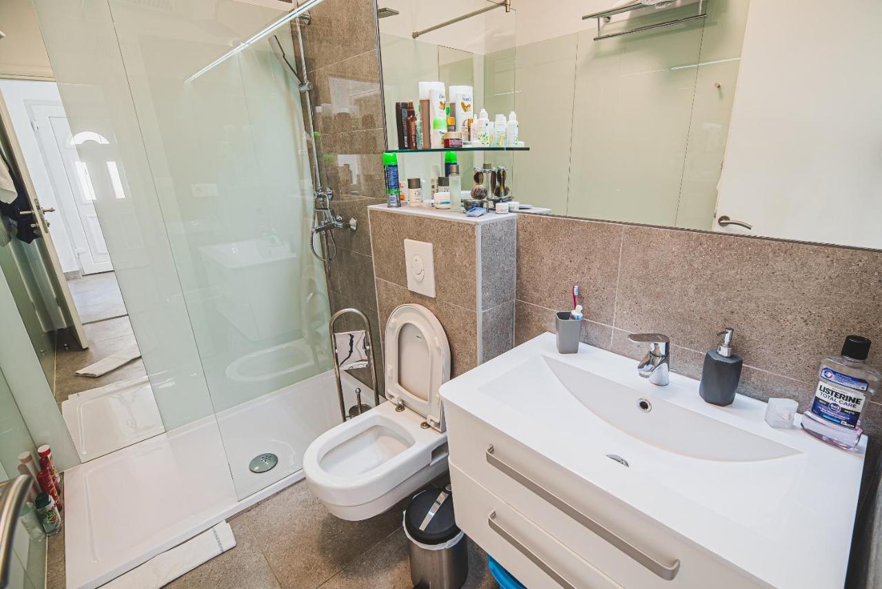 Downtown Luxury Apartments With Hot Tub Vodice Buitenkant foto