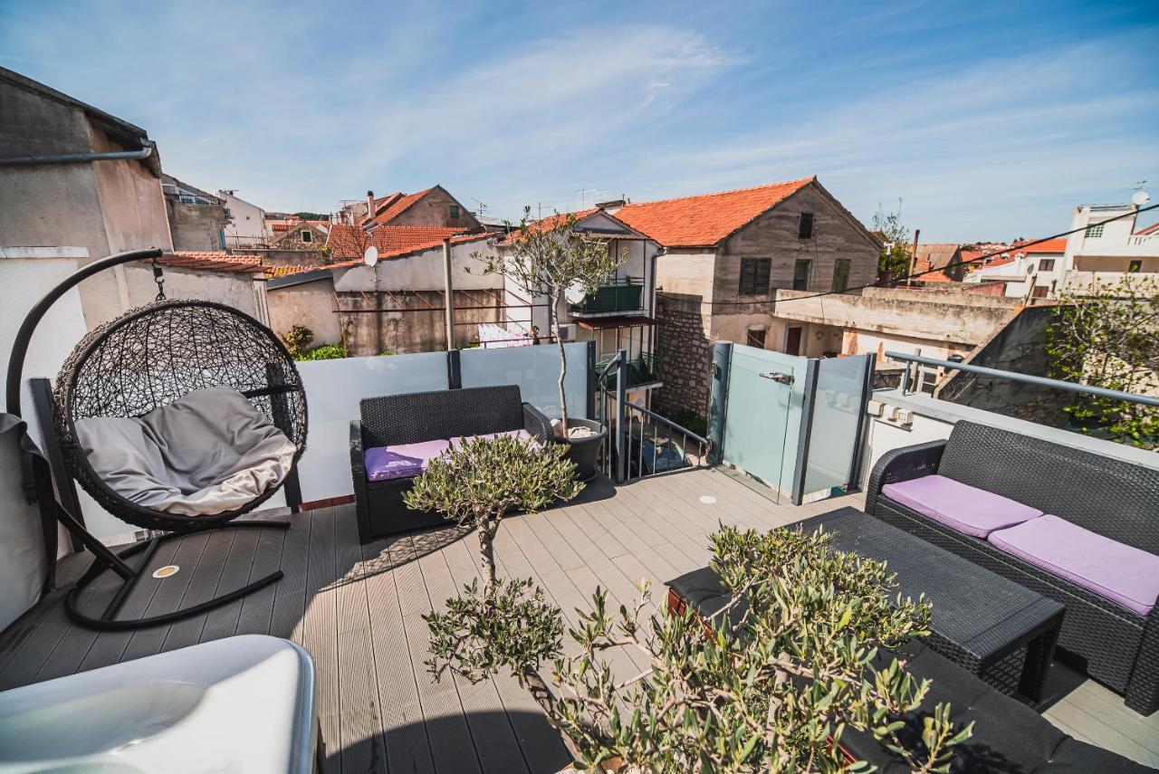 Downtown Luxury Apartments With Hot Tub Vodice Buitenkant foto