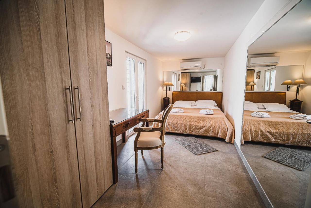 Downtown Luxury Apartments With Hot Tub Vodice Buitenkant foto