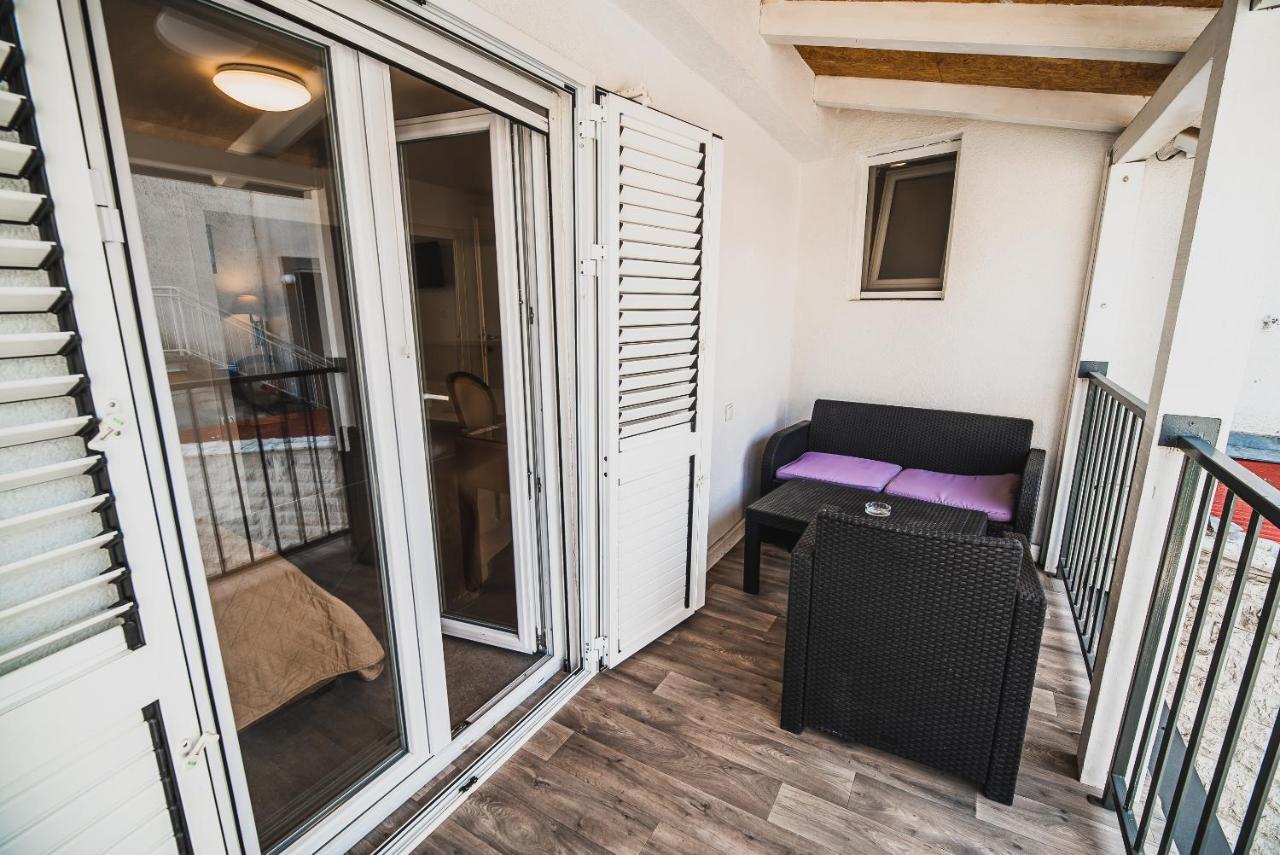Downtown Luxury Apartments With Hot Tub Vodice Buitenkant foto