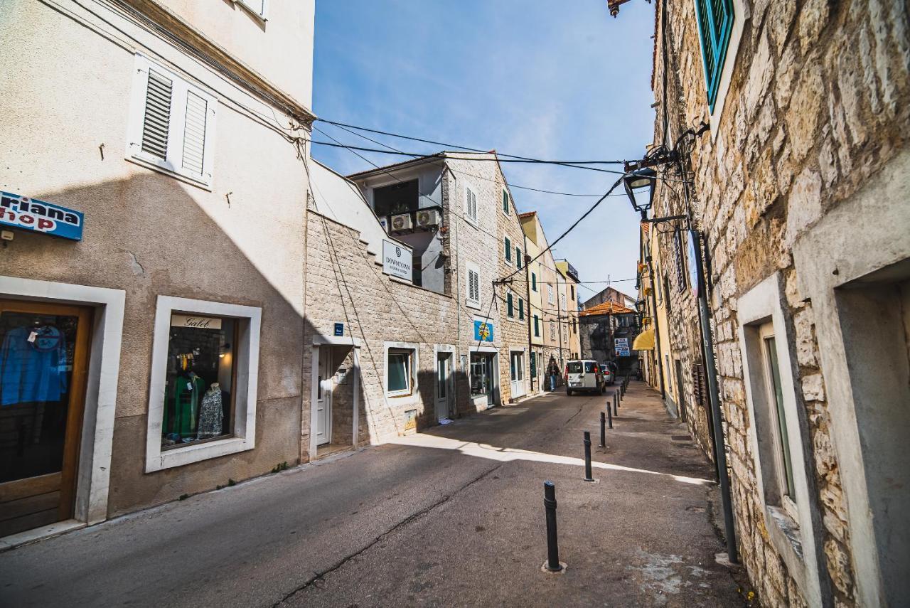 Downtown Luxury Apartments With Hot Tub Vodice Buitenkant foto